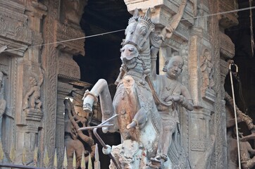 stone carving and sculptures of meenakshi amman temple madurai tamil nadu

