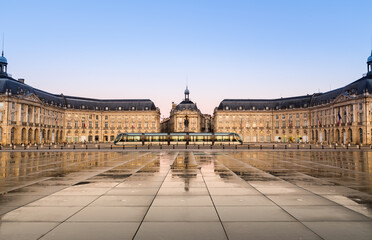 Place de la Bourse in Bordeaux, France - obrazy, fototapety, plakaty