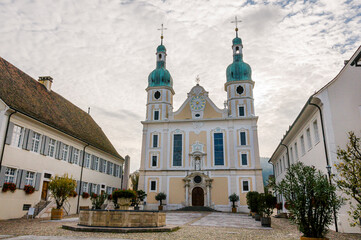 Arlesheim, Dom, Arlesheimer Dom, Domplatz, Brunnen, Spazierweg, Baselland, Birstal, Herbst, Schweiz