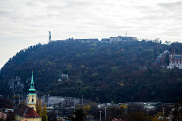 Obraz premium Panoramic view of the citadel, Statue of Liberty. Budapest, Hungary.