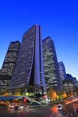 Fototapeta premium 新宿高層ビルの夕景