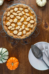 Pumpkin pie with leaf details