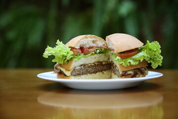 Burger 16