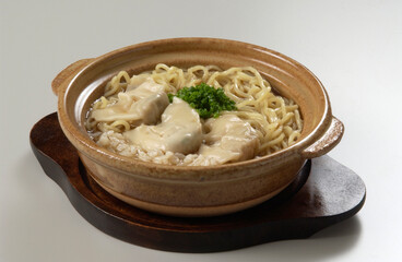 餃子入りラーメン