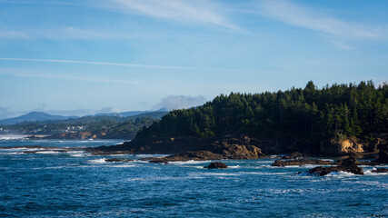 Fototapeta na wymiar Gorgeous Pacific Ocean coastline in Oregon near Depoe Bay