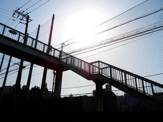 歩道橋のシルエット