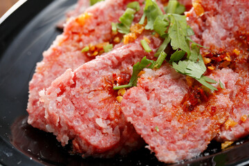 ミャンマー　シャン料理豚肉発酵ソーセージ