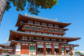 薬師寺の金堂