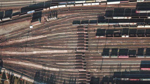 time-lapse parking of freight trains on a sorting platform