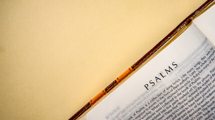 Fototapeta premium Open pages of the bible background (book of Psalms)