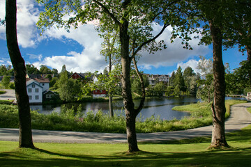 Walk in Eidsvold park