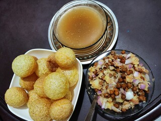GOLGAPPA , WATER BALLS , GUPCHUP