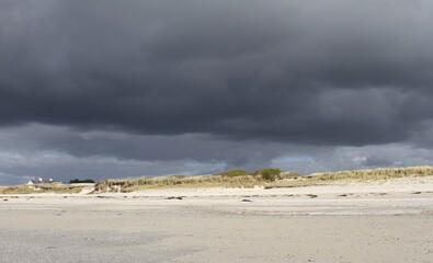 paysage breton sous l'orage