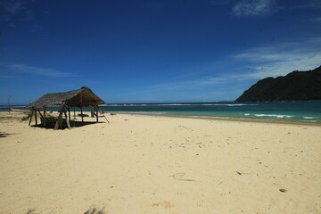Lampuuk Beach, Aceh itself is ready to spoil your eyes with a panoramic view of the waves and its soft white sand.