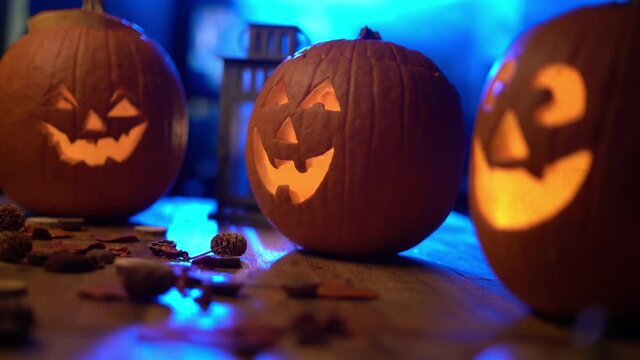 Scary Halloween pumpkin head jack o lantern at home. Do it yourself.