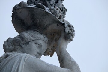 Obraz premium statue of a woman