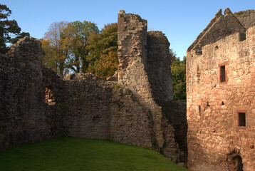 Fototapeta na wymiar ruins of west tower & walls of Hailes Castle, East Lothian