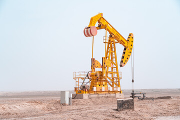 oil well in the desert