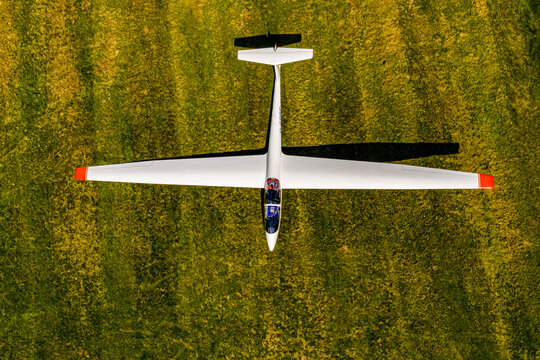 Segelflugzeug | Segelflugzeug ASK 21 aus der Luft