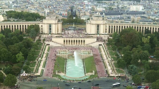 View of Trocadero in downtown Paris, France (1)
