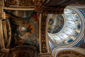 interior of church isaac cathedral st petersburg - obrazy, fototapety, plakaty