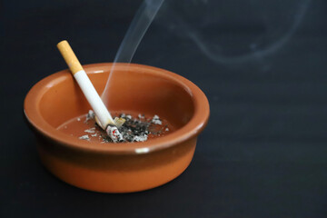 cigarette in an ashtray
