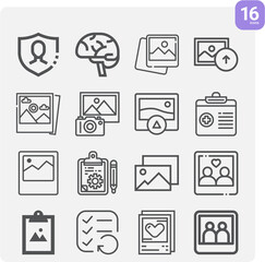 Simple set of memory related lineal icons.