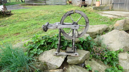 Fototapeta premium old wheel