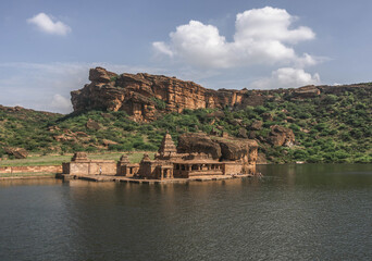 Fototapeta na wymiar Badami, a small town in central Karnataka, is famous for its four rocky cave temples carved from a reddish sandstone in the mountain