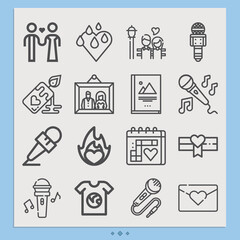 Simple set of speak related lineal icons.