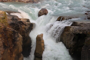 Fast Sunwapta Falls, Jasper National Park, Alberta