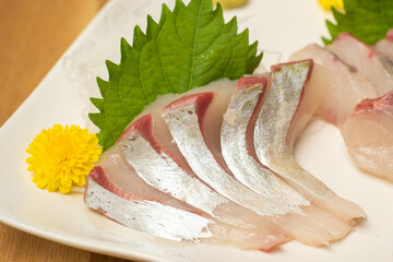 シマアジの刺身