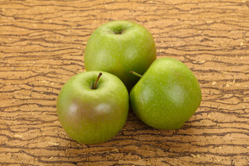 Green ripe apple