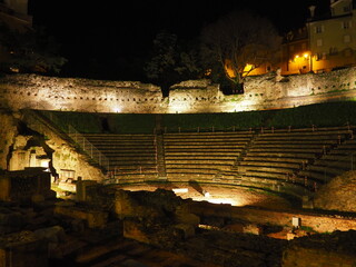 Teatro Romano de Trieste by night