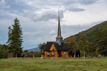 Fototapeta na wymiar Old norwegian stave church 