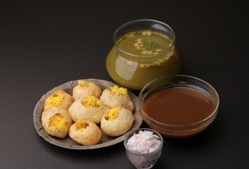 indian traditional food name pani puri or Golgappa, gol gappa or panipuri, the indian chat food. © Ojas