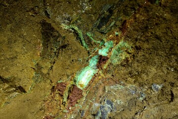 Dawna kopalnia rud niklu w Szklarach. Podziemna Trasa Edukacyjna po nieczynnej kopalni.  Podziemna Trasa posiada status Rezerwatu Geologicznego, o przeznaczeniu turystyczno - edukacyjnym. © Albin Marciniak