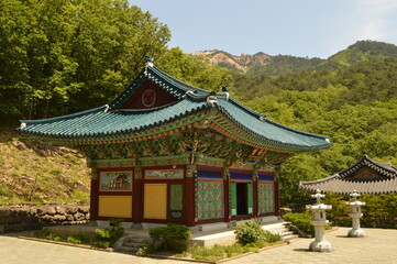 Hiking in the beautiful Seoraksan Mountains and outside of Sokchos temples, South Korea