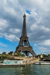 Fototapeta na wymiar Various views of the Eiffel tower