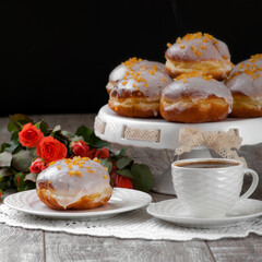 pączki, ciastka, deser, jedzenie, kawa, słodki, ciasto, śniadanie, filizanka, ciasta, płyta, cherbata, krem, przepyszny, pieczone, przekąska, drink, delikatesowy, biała, piekarnia, cukiernia, pączek,  © yanek