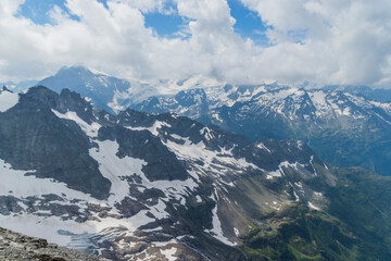 Fototapeta premium The View from the top of mt titlis