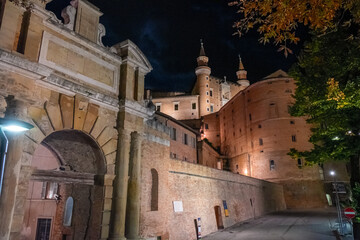Fototapeta na wymiar Panoramic view in the evening light, of the city of Urbino, and of the Renaissance Ducal Palace.