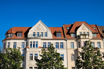Fototapeta na wymiar halle saale, deutschland - sanierte altbauten in der altstadt