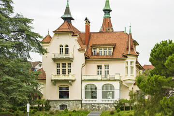 Fototapeta na wymiar old villa Belle epoque in Montreux, Switzerland