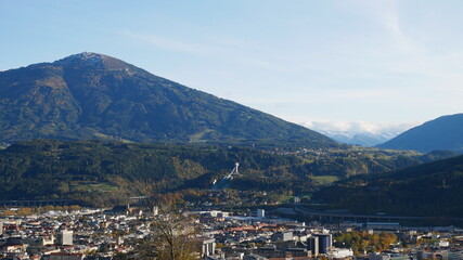 Fototapeta na wymiar Landschaft in Innsbruck