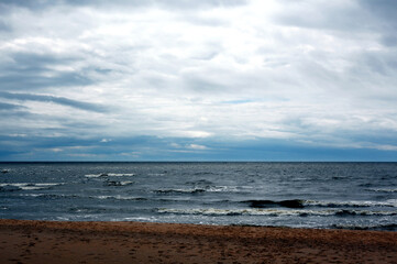 Fototapeta na wymiar Beautiful sea view on a cloudy summer day