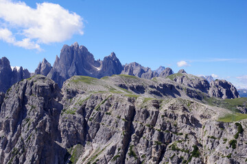 Panorama sur les Dolomites