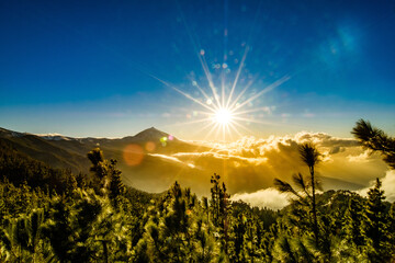 Beautyful canary sunset around the snow covered volcano El Teide © Stephan Strange