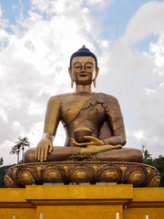 Fototapeta premium Close up of Bronze Buddha Dordenma Statue in Thimphu, Bhutan