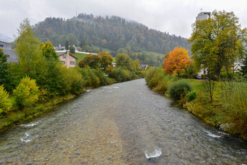 Die Thur in Wattwil im Schweizer Kanton St. Gallen